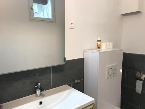 Appartement centre Collioure 63 m² avec terrasse à 3 minutes des plages Collioure france