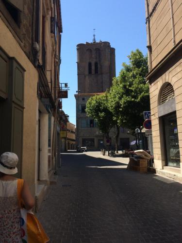 centre de la ville historique d'Agde, peut accueillir 4 personnes.
