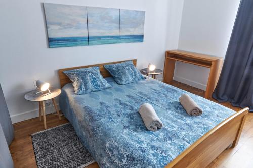 Centre ville à pied Appt avec SAUNA, Linge, Wifi, Stationnement Gratuit