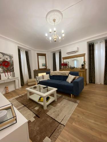 Centre ville Ajaccio très bel appartement de charme tout équipé