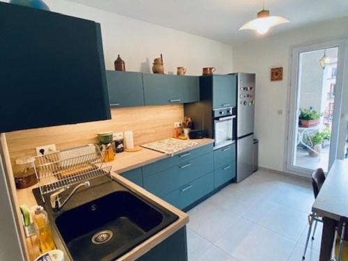 Appartement Appartement Céret, 3 pièces, 6 personnes - FR-1-703-37 28 place de la liberté Résidence La Liberté- étage 2-n°8 Céret