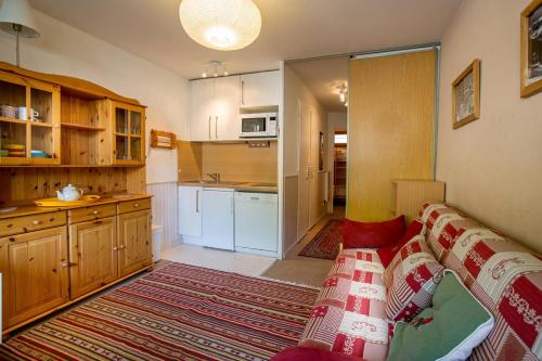 CH125 Studio bien entretenu proche centre Val d'Isere