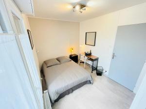 CH3 - Flatshare in Saint Genis City Center & CERN