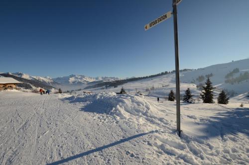 Chalet A, Village des Lapons Les Saisies, 3 chambres et 1 espace nuit mezzanine
