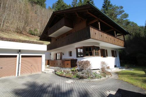 Chalet Adriana