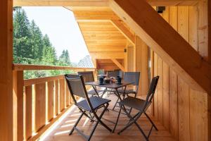 Chalet avec 3 chambres, 3 salles de bains et un Parking à 300m des Prodains