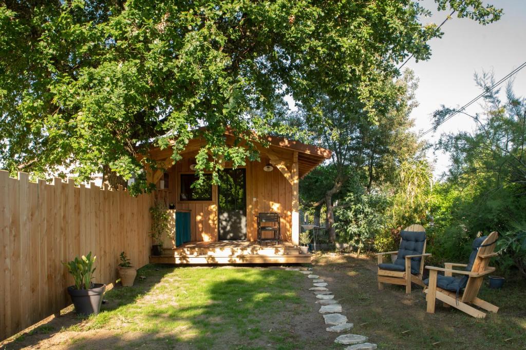 Chalet bois 10 Avenue Michel de Montaigne, 33510 Andernos-les-Bains