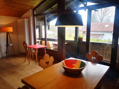 Chalet Chiemgau 90 qm 3 Zimmer Balkon