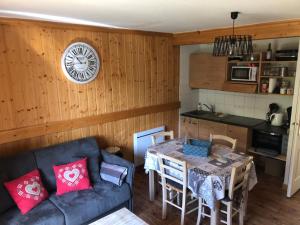 Appartement Chalet cosy Duplex 6 personnes Chalet 15A Le Crou 73530 Saint-Sorlin-d\'Arves Rhône-Alpes