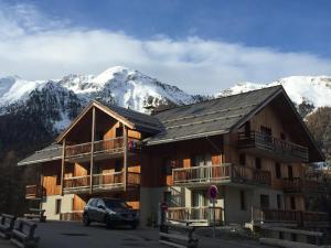 CHALET DE BOIS MEAN