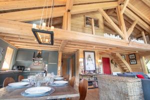 Appartement Chalet de L'Ours Duplex Route 1600 73550 Mussillon Rhône-Alpes