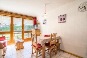 Appartement Chalet De Tigny Clematite - 2 Pièces pour 4 Personnes 64 272 rue des Grandes Alpes 73450 Valloire Rhône-Alpes