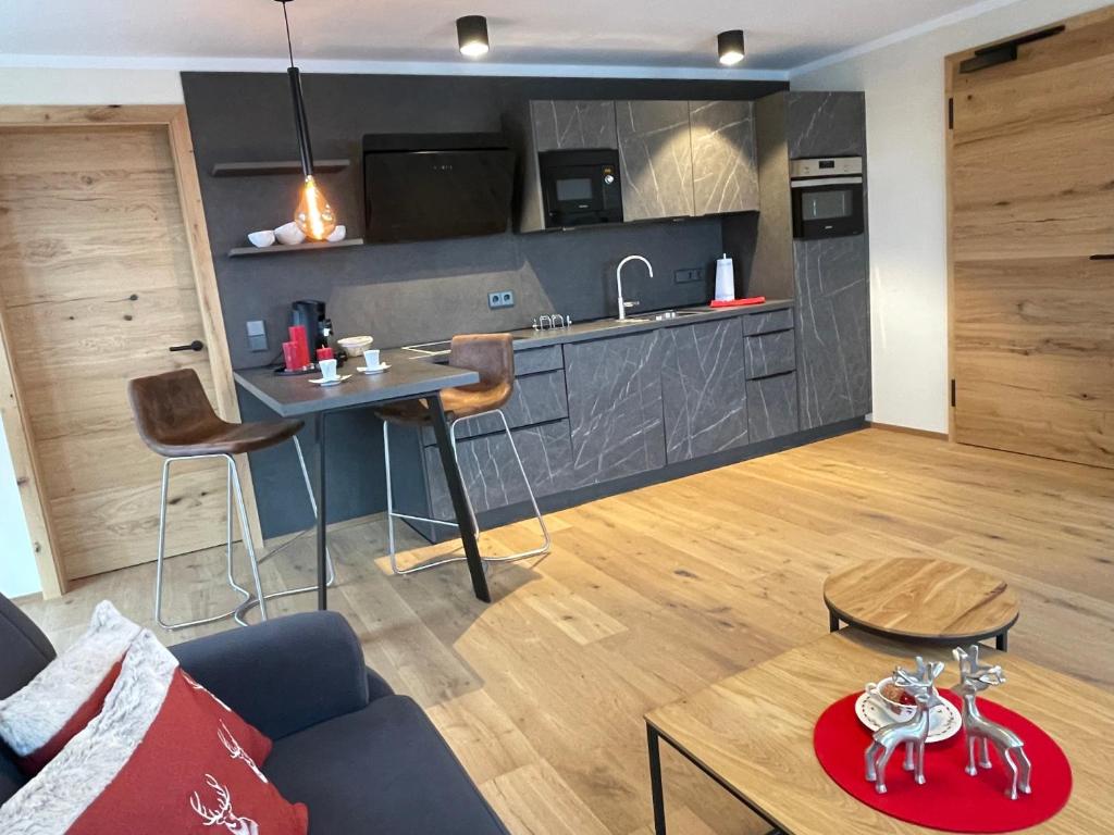 Appartement Chalet-Ferienwohnung Sonnenidyll, 51 qm, Wellness/Fitness/Sauna – Bergrödelhof 2 Bergstraße 95183 Feilitzsch