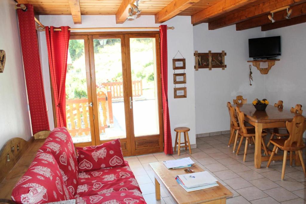 Chalet Les Ancolies - 4 Pièces pour 6 Personnes 64 272 rue des Grandes Alpes, 73450 Valloire