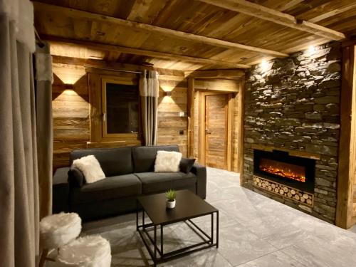 Chalet Les Cocales Résidence Séjour et nuitées B&B - Appartement Pin Cembro