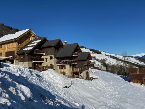Chalet Lucie LE CHEVAL NOIR