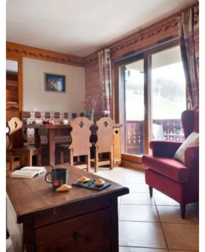 Chalet Meribel Premium 18 AU 25FEV SKI AUX PIEDS