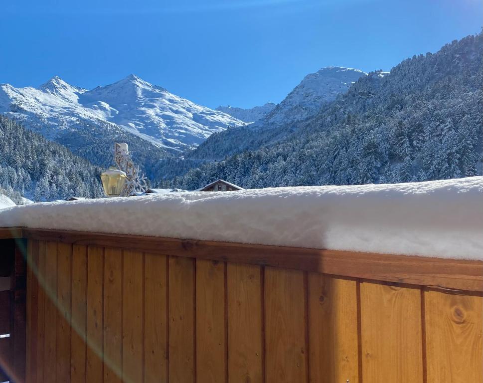 Chalet Olympie, Appartement avec balcon et vue montagne, ski aux pieds, Méribel-Mottaret résidence Olympie 1, route du Châtelet, 73550 Méribel