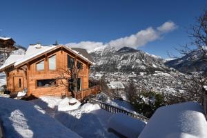 Appartement CHALET SERRE CHEVALIER AVEC VUE EXCEPTIONNELLE Le village Route de Puy Saint-Pierre 05100 Puy-Saint-Pierre Provence-Alpes-Côte d\'Azur