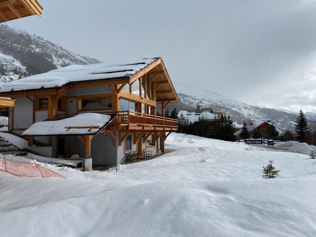 Chalet Serre Chevalier Route de Saint-Joseph, 05220 Le Monêtier-les-Bains