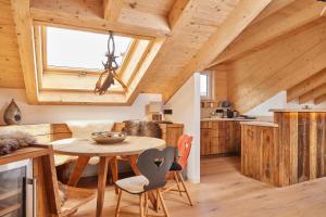 Chalet Sunshine