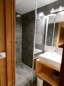 Chalet Villard-Reculas, Charme et Famille
