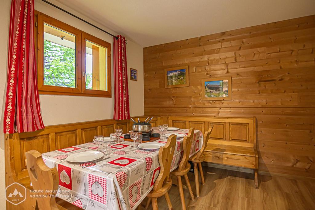 Appartement Chalets D'Arrondaz Chalet Sorbier - 1 er étage 163 Rue du Petit Arrondaz 73500 Valfréjus