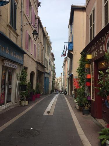 Chaleureux appartement au cœur du Panier