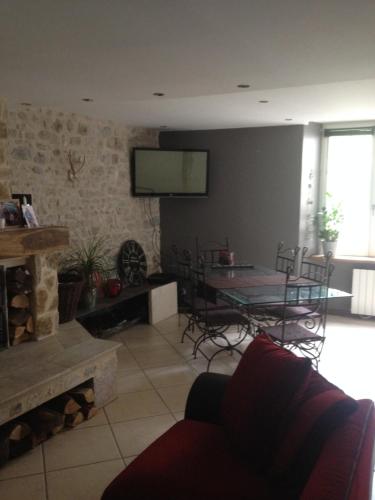 CHALEUREUX APPARTEMENT