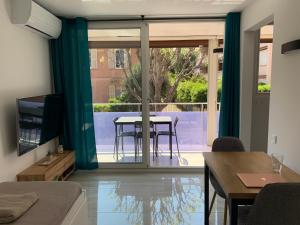 Chaleureux studio, 200m de la plage, parking, wifi