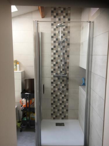 Chambre 2 côté sud chez particulier 1 lit 2 personnes