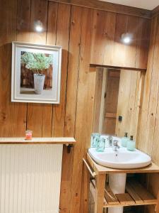 Chambre indépendante Les Bains du Bruant