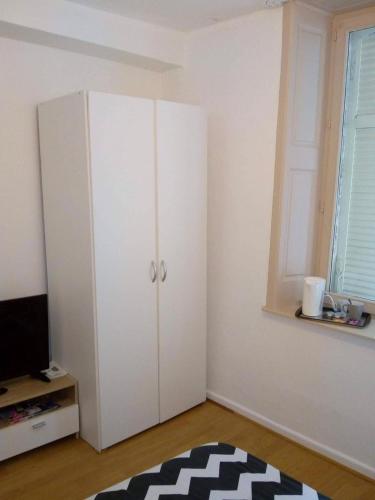 Chambre privée N°2 centre de Mirecourt
