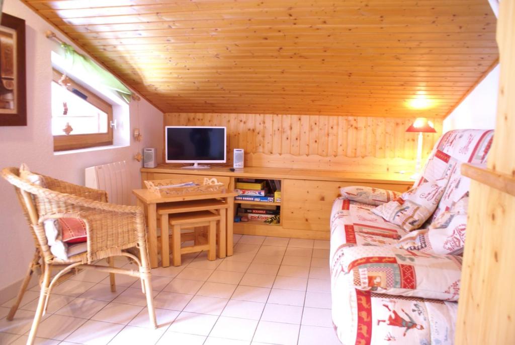 Appartement CHAMOSSIERE 25 169 route du Téléphérique de Nyo Chamossière apt 25 74110 Morzine