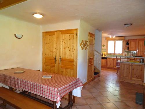 Appartement Champagny-en-Vanoise, 6 pièces, 12 personnes - FR-1-464-19 Champagny-en-Vanoise france