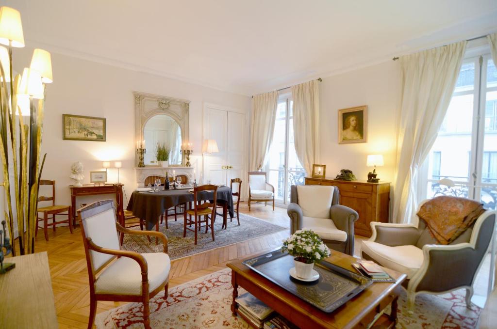 Appartement Champs Elysees 37 Rue Galilée 75116 Paris