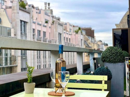 Champs Élysées-Belle terrasse, luxueux appartement