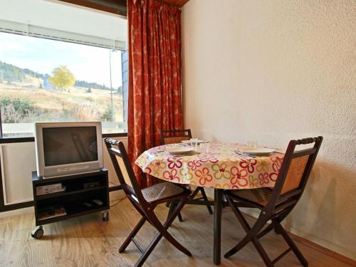 Appartement Chamrousse, 2 pièces, 4 personnes - FR-1-340-39 Chamrousse france