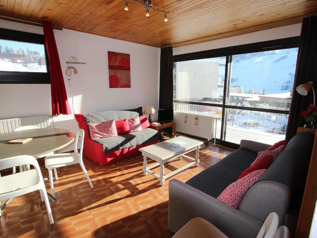 Appartement Appartement Chamrousse, 2 pièces, 5 personnes - FR-1-340-38 578 Rue Des Gentianes -  -, 38410 Chamrousse