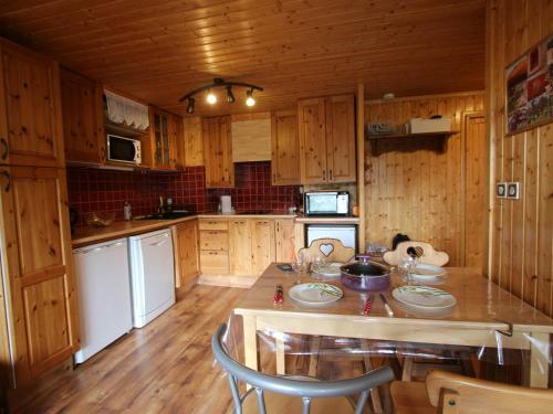 Appartement Appartement Chamrousse, 2 pièces, 6 personnes - FR-1-340-254 461 Rue des Gentianes RECOIN Chamrousse