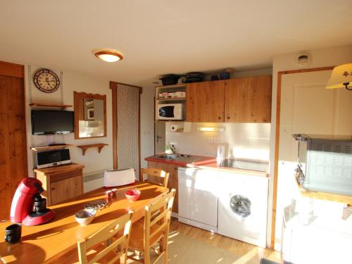 Appartement Appartement Chamrousse, 3 pièces, 5 personnes - FR-1-549-79 495 Route de Bachat Bouloud Chamrousse