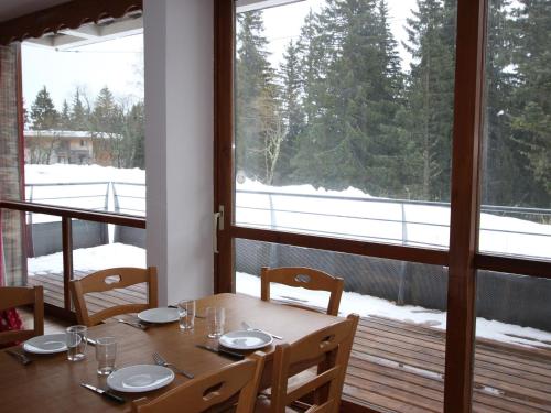 Appartement Appartement Chamrousse, 3 pièces, 6 personnes - FR-1-549-121 1002 Route de Bachat Bouloud Chamrousse