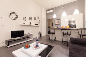 Appartement Charlie Chaplin 2 pièces 3 étoiles calme plein centre de Cannes, 5mn des plages et Palais 13 Rue de Suffren 06400 Cannes Provence-Alpes-Côte d\'Azur