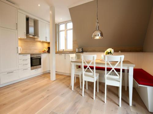 Charlotte 48 - Wunderschöne Ferienwohnung mit Balkon und Sauna