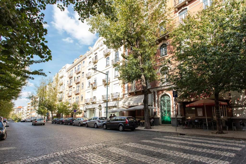 Charm @ the very heart of Lisboa Rua Luciano Cordeiro 28, R/Ch ESQ, 1150-216 Lisbonne