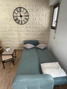 Charmant 2 pièces au cœur du port Lympia
