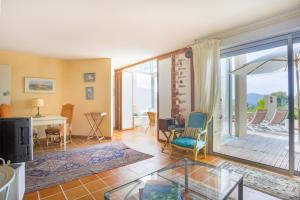 Appartement charmant 3 pieces en duplex dans domaine prive Maurice Utrillo, B, 375 06210 Mandelieu-la-Napoule Provence-Alpes-Côte d\'Azur