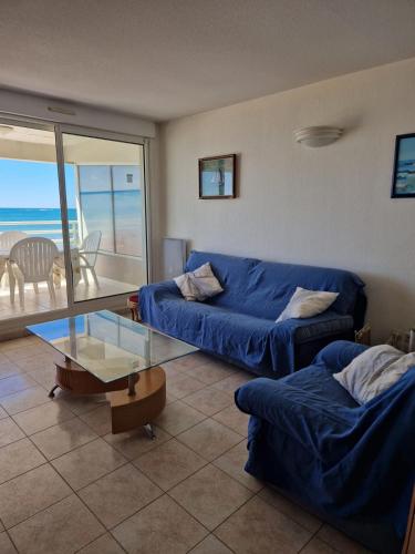 Charmant 70m avec BALCON en front de mer !