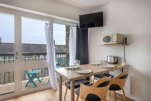 Charmant appartement a deux cent cinquante metre de la plage a Arzon