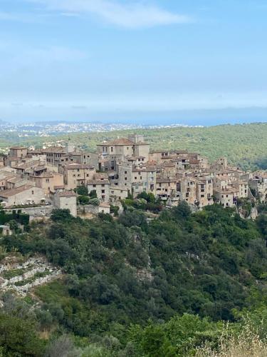 Charmant appartement au cœur du village
